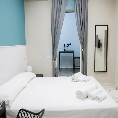 شقة La Cattedrale Apartment Naples Cathedral & Historic Center نابولي