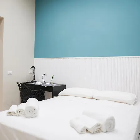 شقة La Cattedrale Apartment Naples Cathedral & Historic Center نابولي